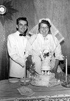 Thumbnail for 'Thorndyke, Gerald & Darlene - 1957 - Wedding Photo'