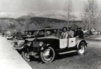 Thumbnail for 'Ride in 1925 Gardner Touring Automobile '