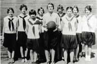 Thumbnail for '1930 Eagle High girls basketball team'