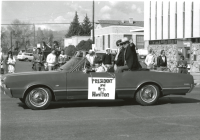 Thumbnail for 'President and Mrs. William Hamilton in the Homecoming parade, ca. 1990.'