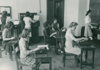 Thumbnail for 'A secretarial science class in Taylor Hall, mid-1940s.'